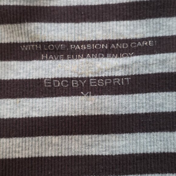 EDC by Esprit Top Women XL Gray Brown Sleeveless Lace Trim Stripe V Neck Y2K VTG - Picture 3 of 13